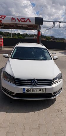 Vând Volkswagen Passat 2014