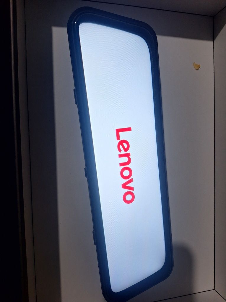 Lenovo videoregistrator faqat oldi ekran