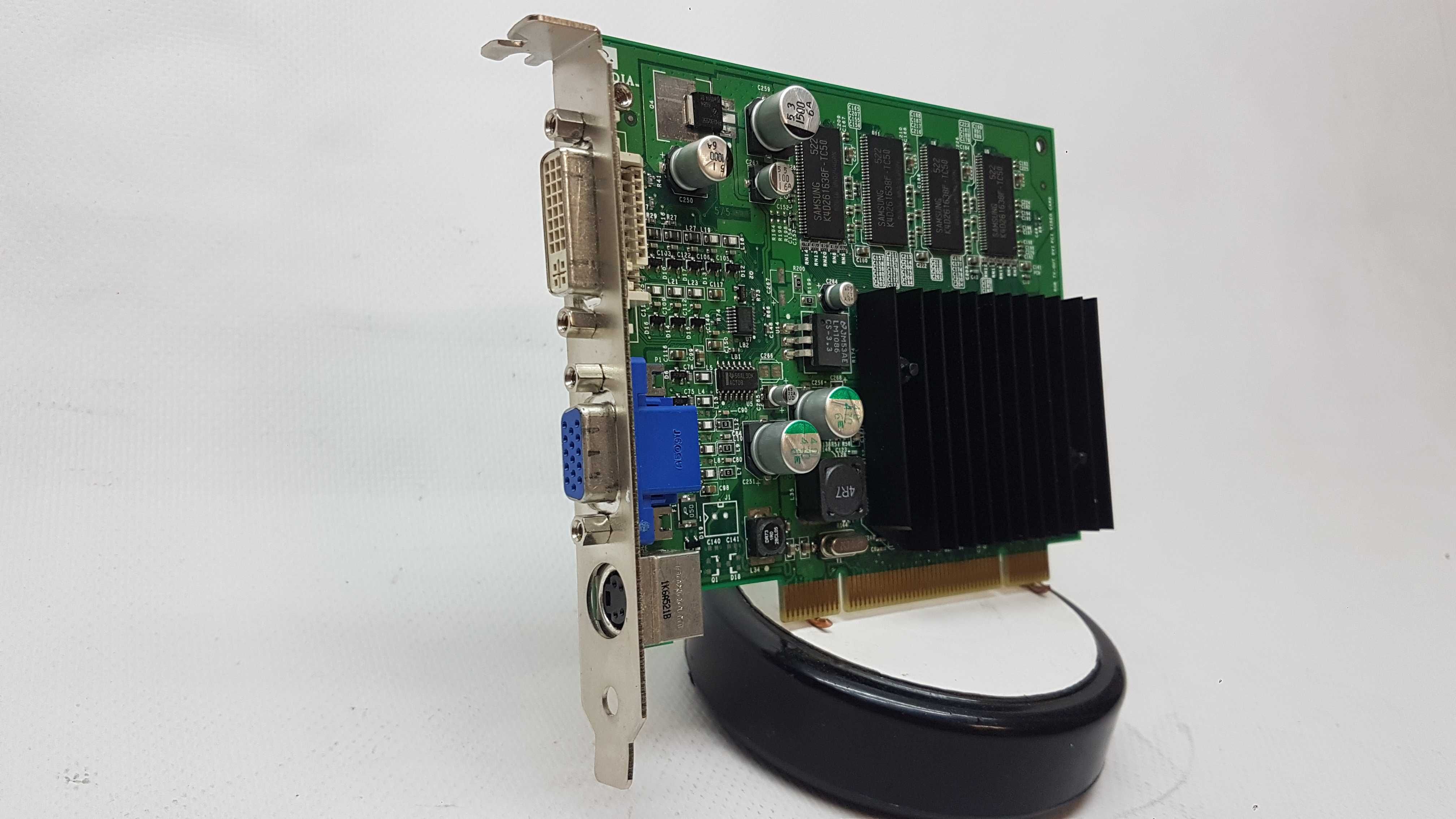 Placa Video PCI NVIDIA Quadro4 NVS 100 64Mb 128bit