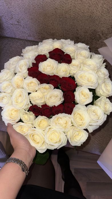 Цветы, роза 51 шт