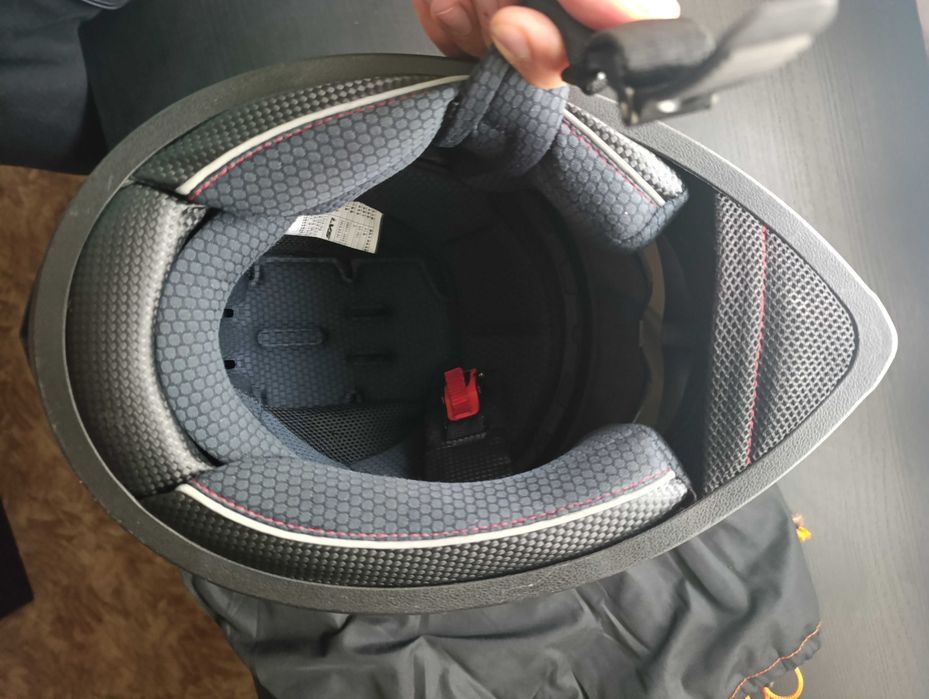 Каска LVS размер М нова