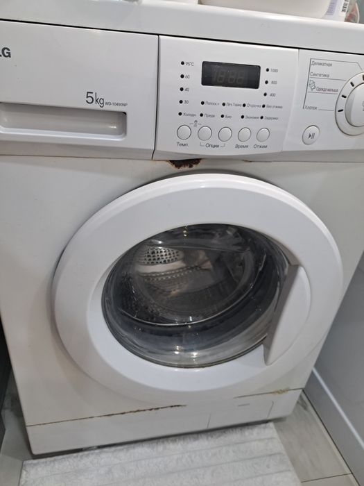 Продам стиральную машину LG 5кг