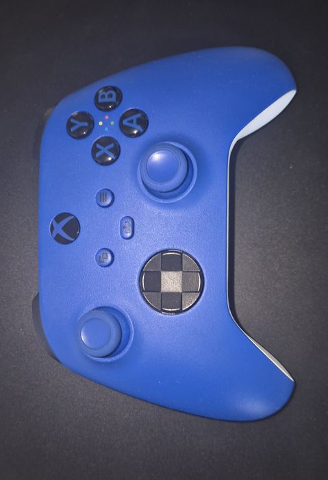 Xbox One X si jocuri.