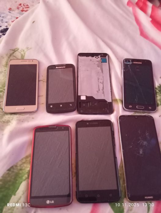Продам телефоны на запчасти