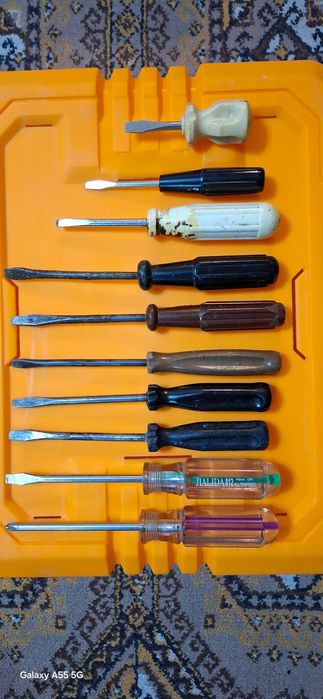 Отвёртки ( разные)