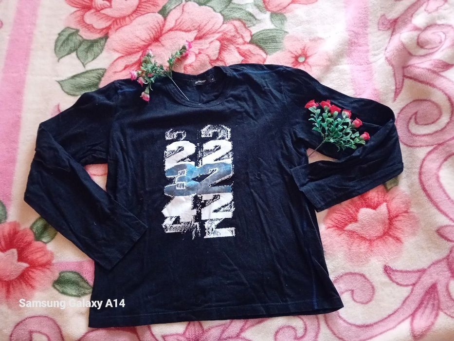 Bluza smog mărimea L pentru băieți