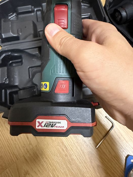 Parkside PWSA 12-B1 - акумулаторен мини флекс 76мм с батерия 4ah