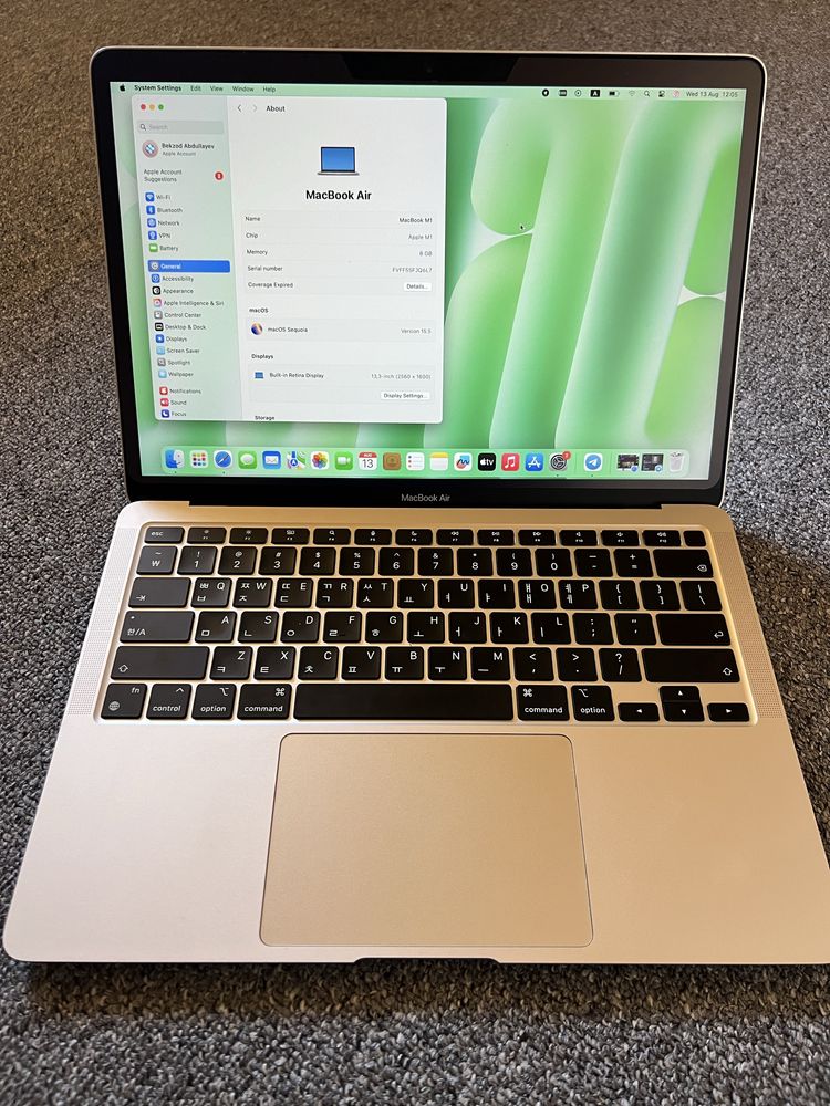 Macbook Air M1.