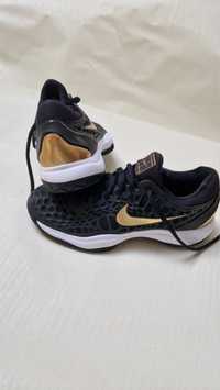 Обувки Nike,40 номер
