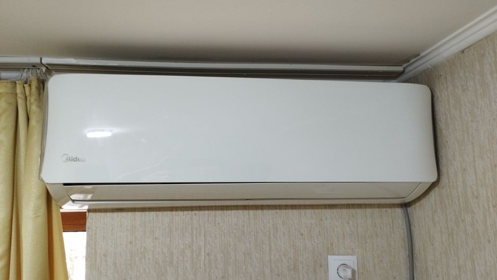 Продается кондиционер Midea 18