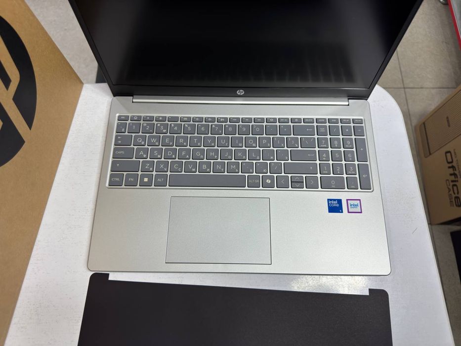 Hp cor 5 eng soʻngi avlod mutloqo yangi 16/512gb ssd