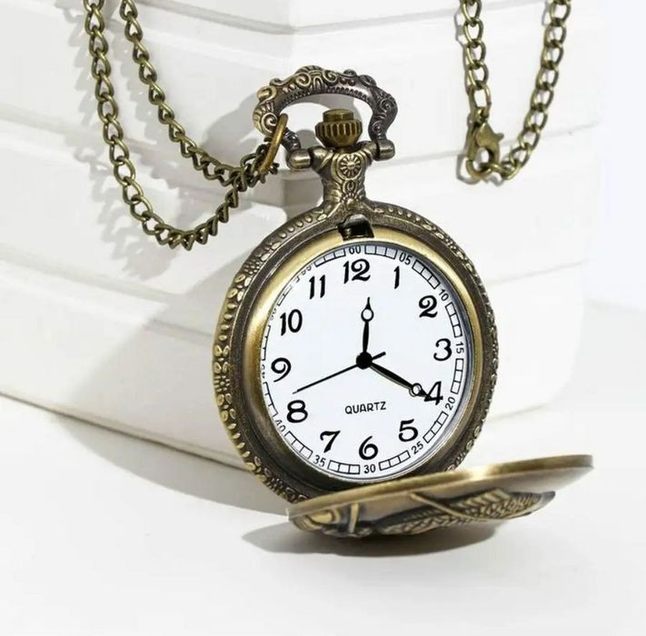 Новые  карманые часы