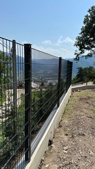 Panou Gard dublu fir 2D Germania Stalpi Plasa Gard 6/5/6 , 8/6/8