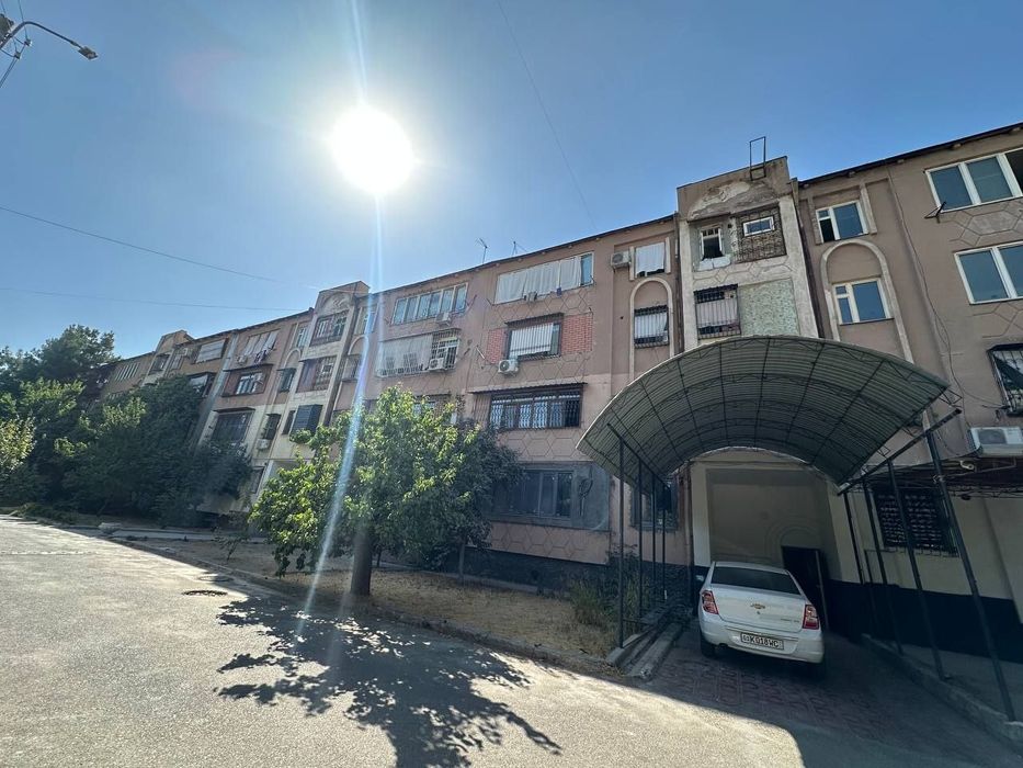 СРОЧНО!!! Продается Мухбир 4/3/4 Балкон 2,5×10 Банковский дом