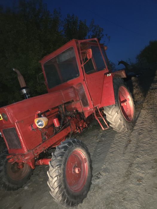 Tractor U650 plus utilaje