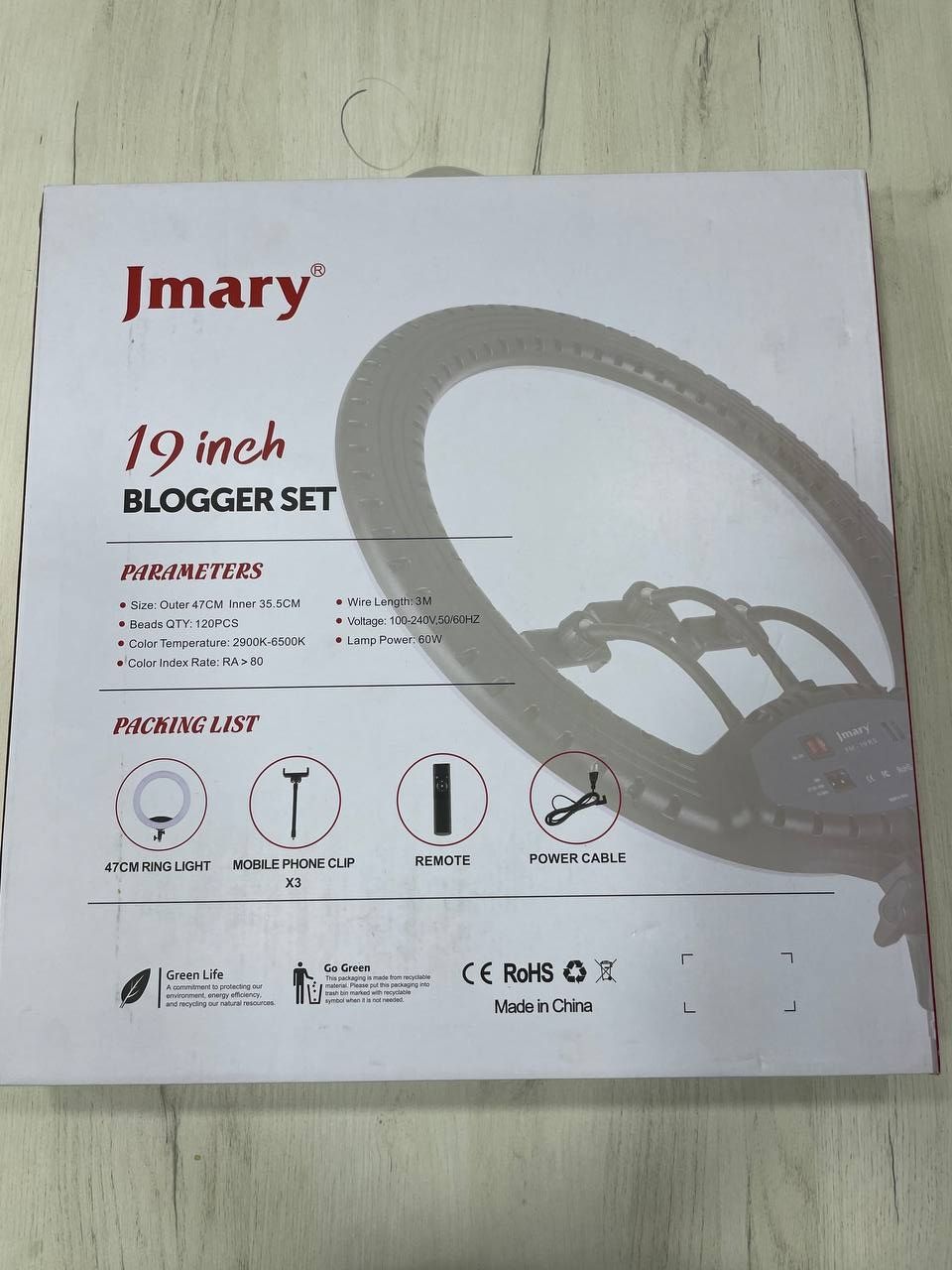 Lampa bologer photo 19 inch
BLOGGER SET
PARAMETERS
• Size: Outer 47CM