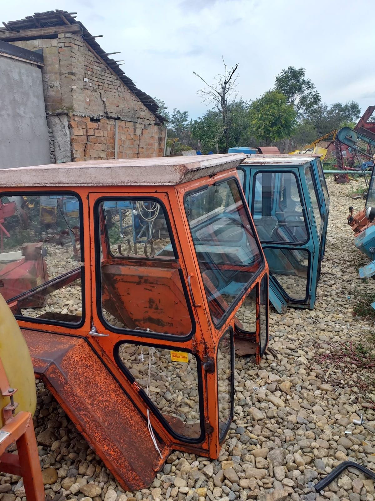 Vând Cabine de tractor