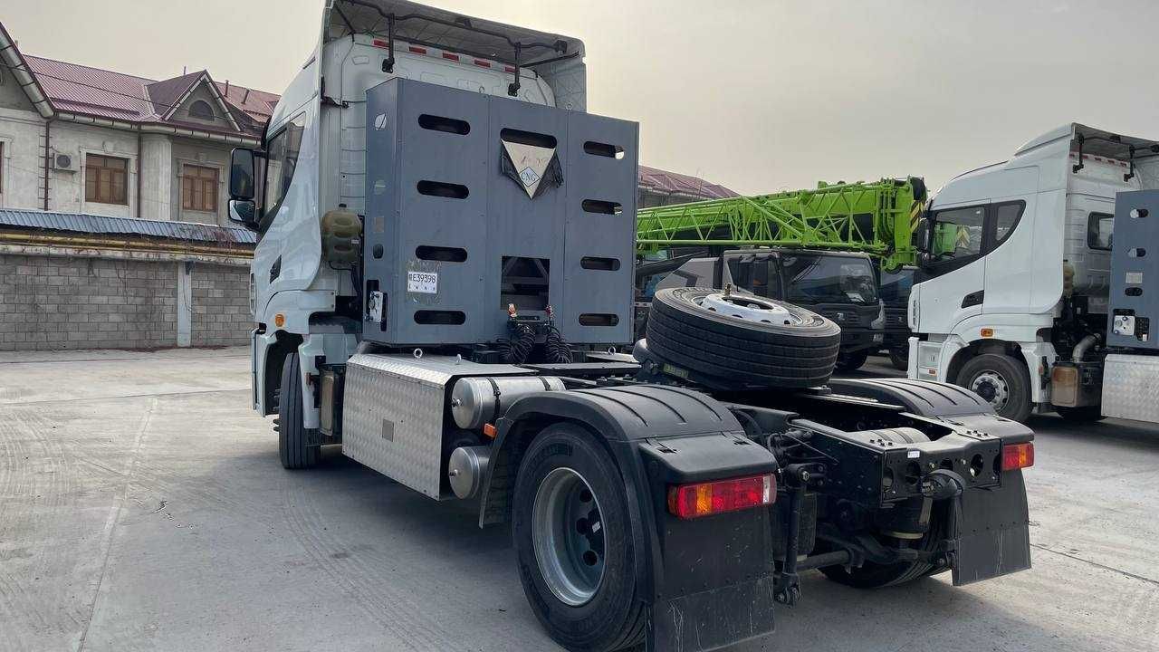Тягач CAMC H9 4x2 CNG 430 л.с.Метане, Подушка Наличии!