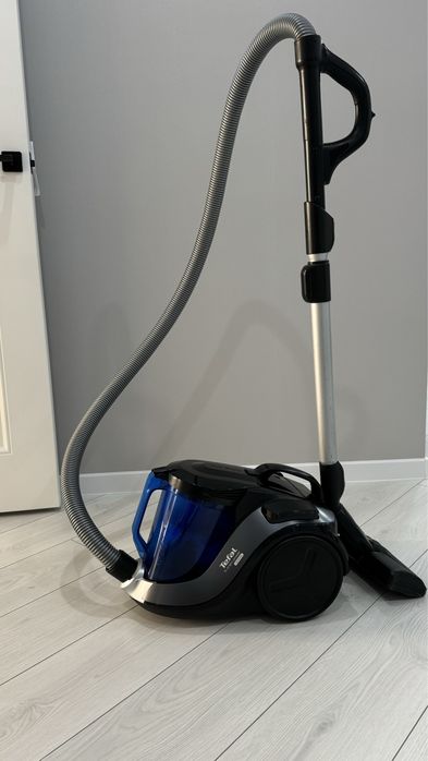 Продам пылесос б/у