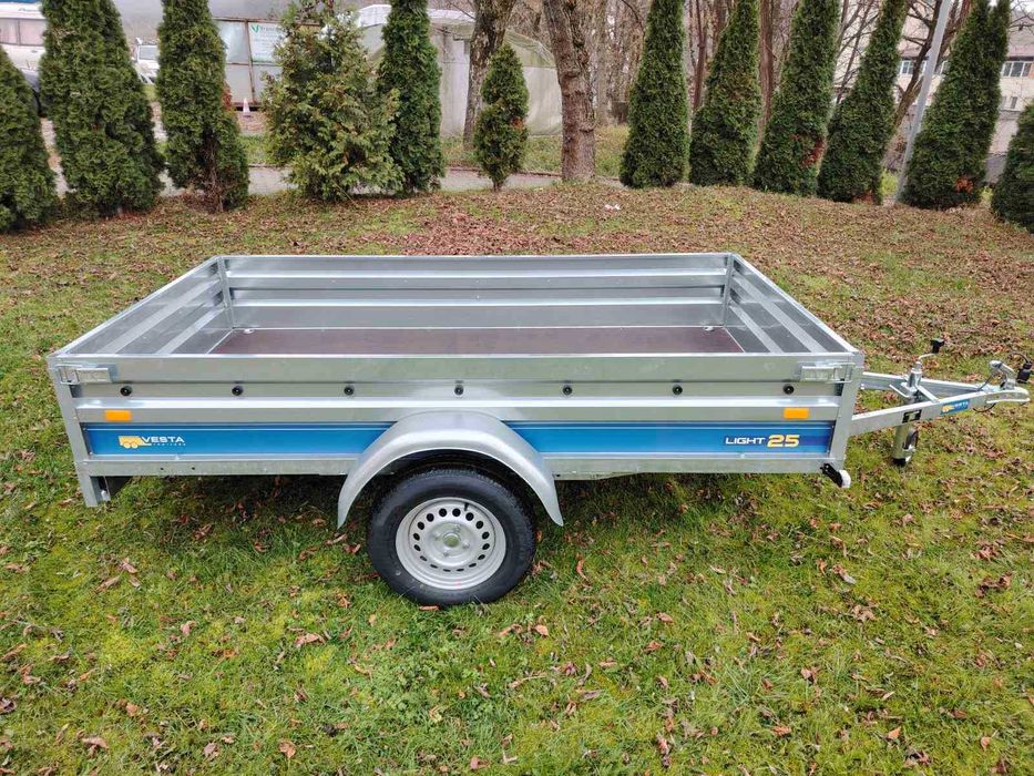 Remorca Vesta 252x135 cm / 750 kg
