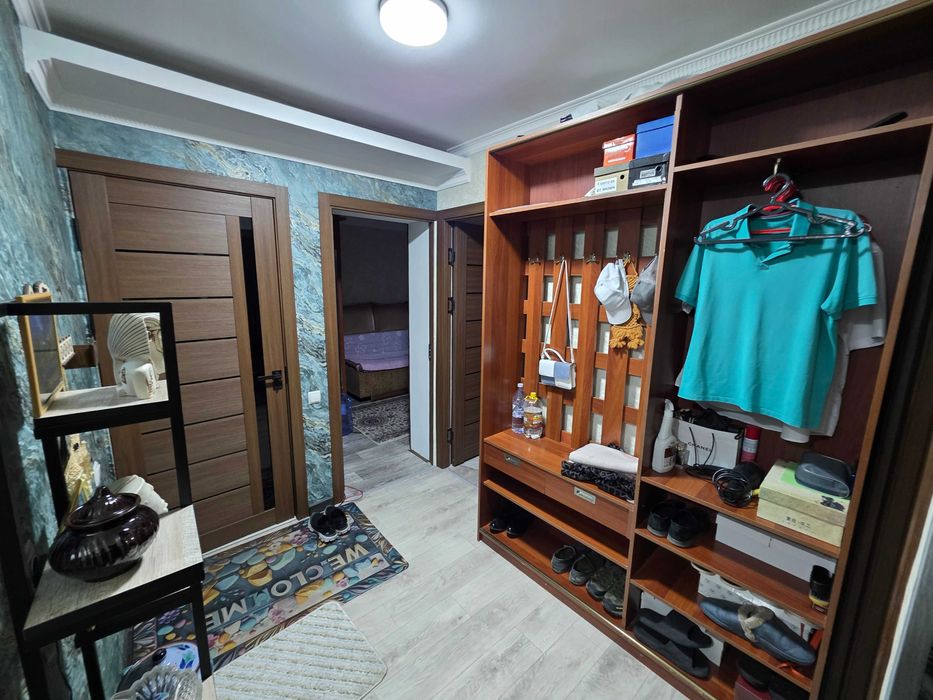 Продается 4-комнатная квартира с ремонтом и мебелью в Ак-Каваке