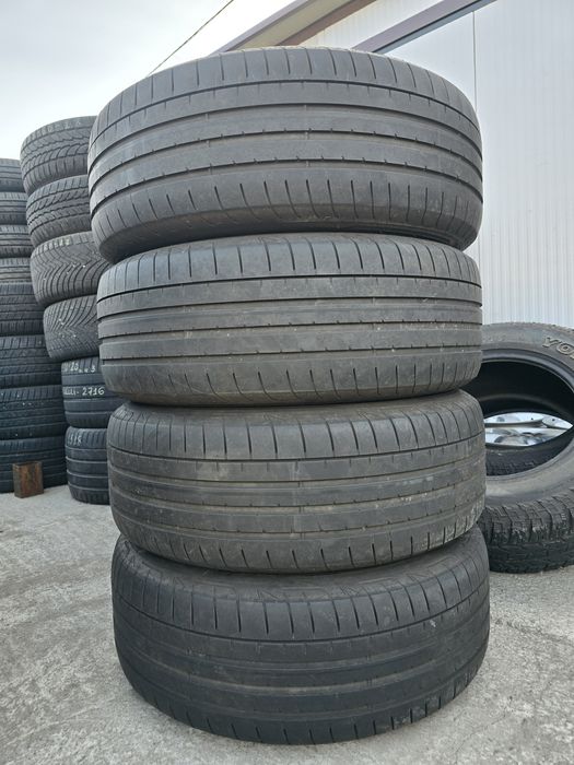4 Броя 235/55/19 Goodyear 2x5,3mm 2x5mm 23dot