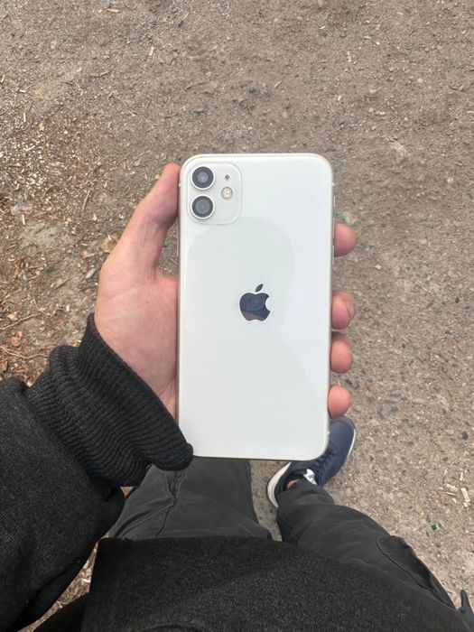 Iphone 11 64gb sotiladi