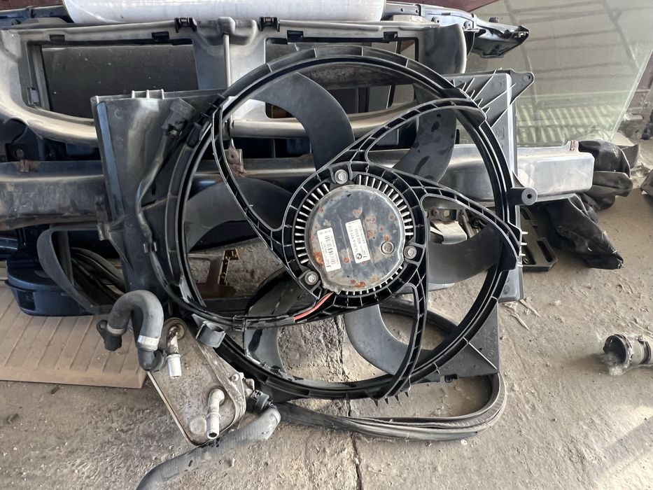 Охлаждаща Перка BMW E90 E91 E92