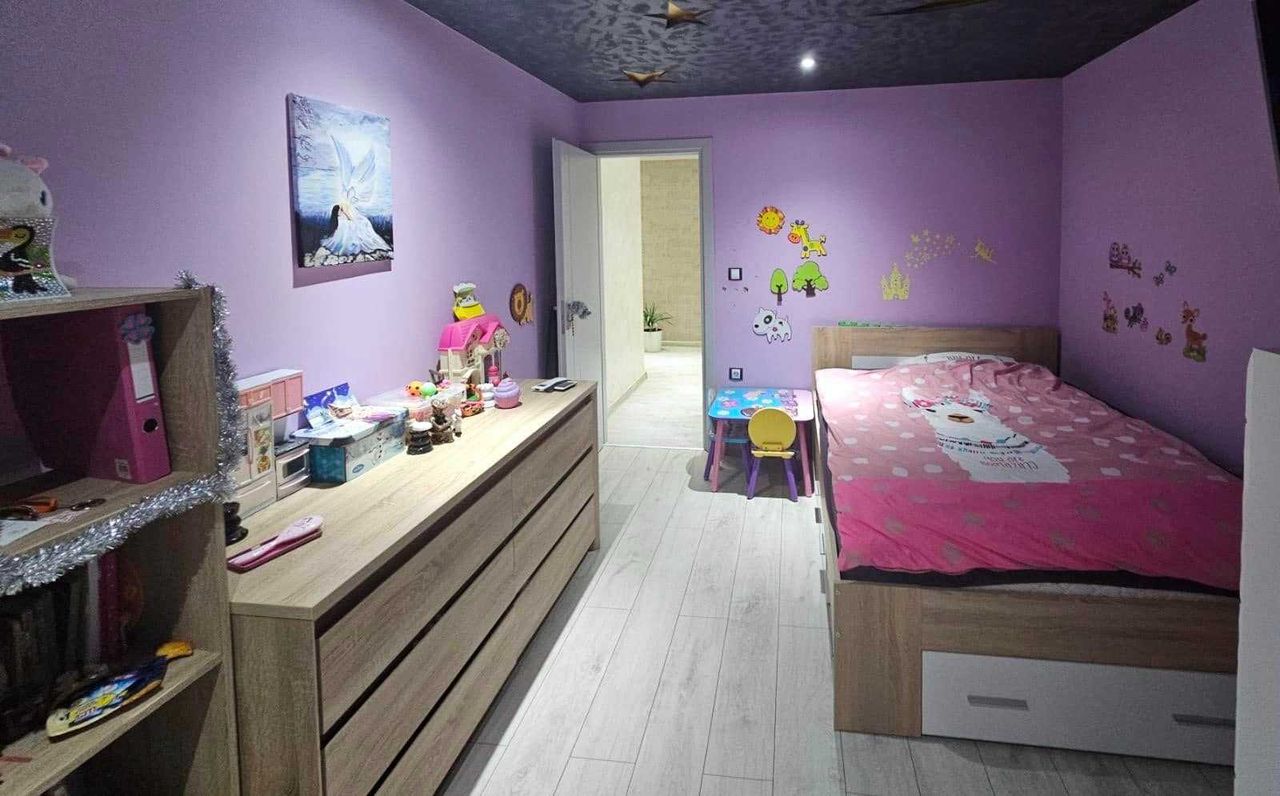 Продава се Тристаен апартамент в Пловдив, Мараша - 102 кв.м за 2393 €/кв.м - Снимка #7