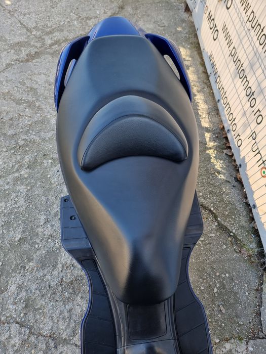 Suzuki Burgman UH 200     200i