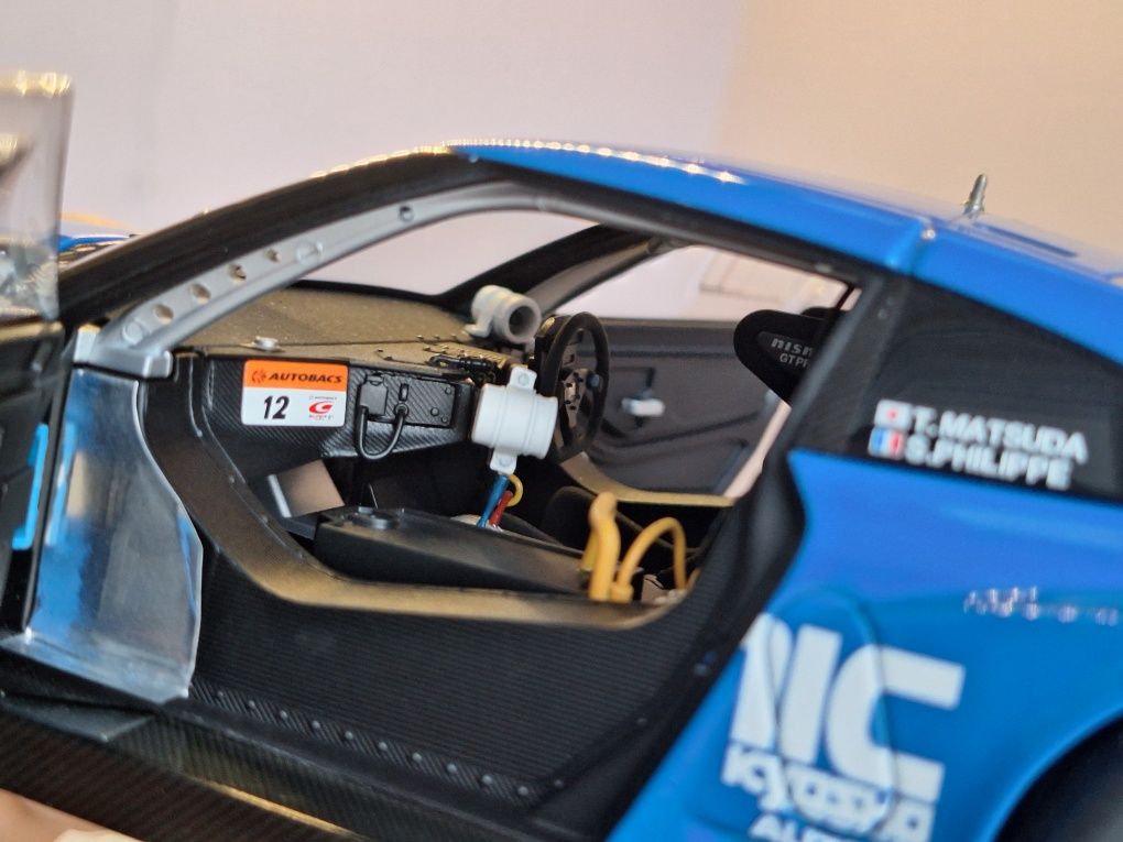 Calsonic GTR R35 1/18 Autoart Signature