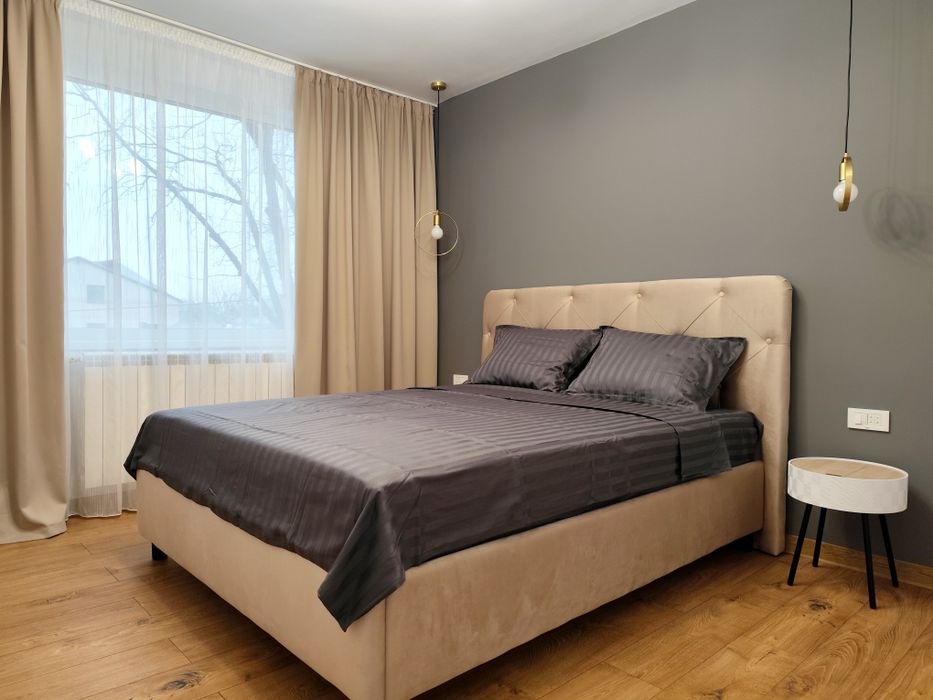 Închiriez apartament zona centrala Școlilor/Plevnei