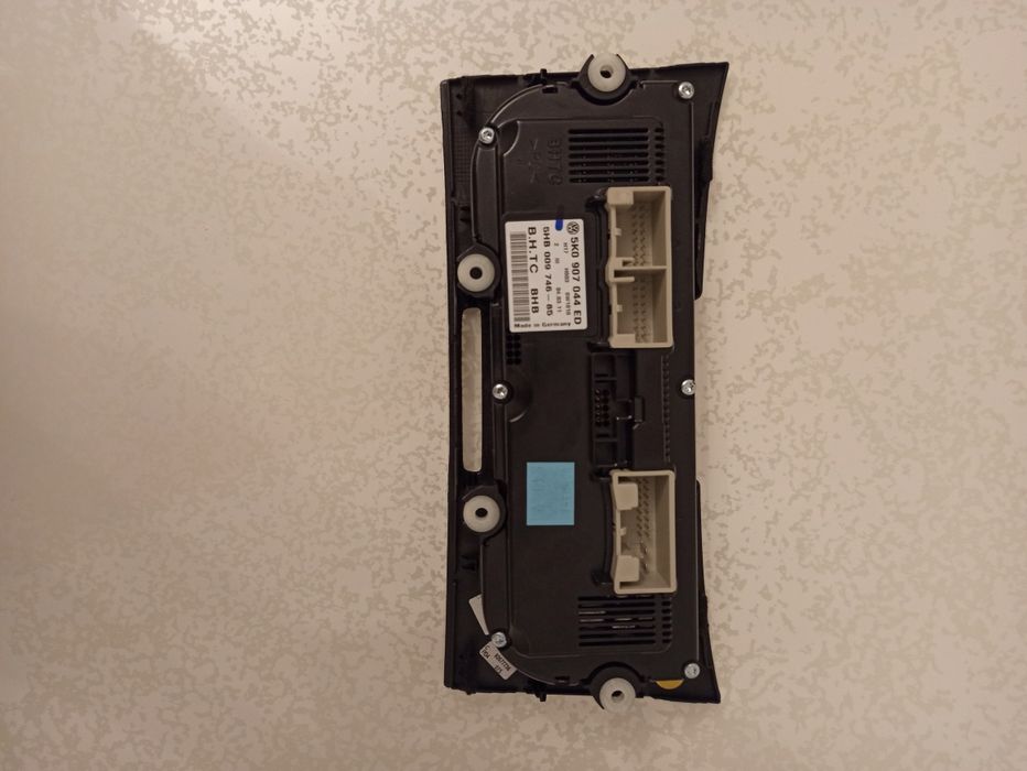 Climatronic Clima Gen2 Passat B7,CC,B6 cu parbriz incalzit plus trim