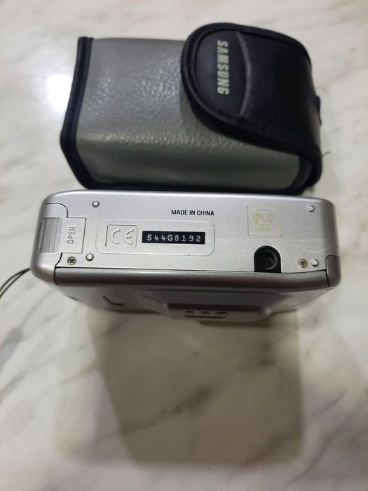 Продаю пленочный фотоаппарат samsung