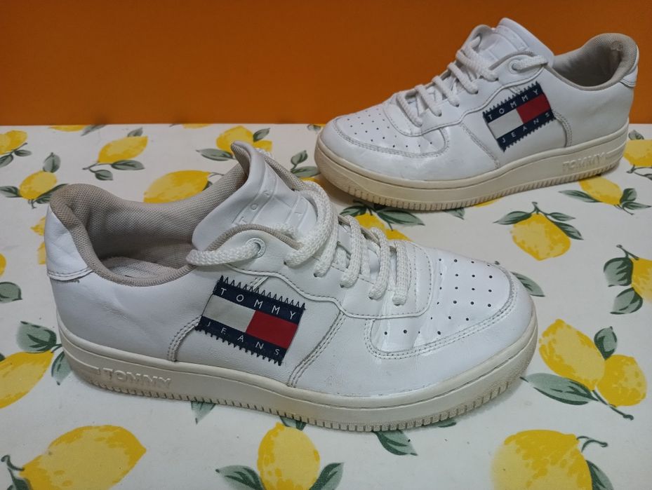 Tommy Jeans N 39 - 35 лв