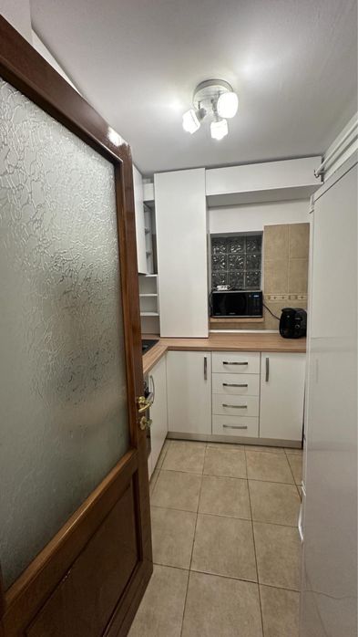 Inchiriez 2 camere ULTRACENTRAL - Otopeni