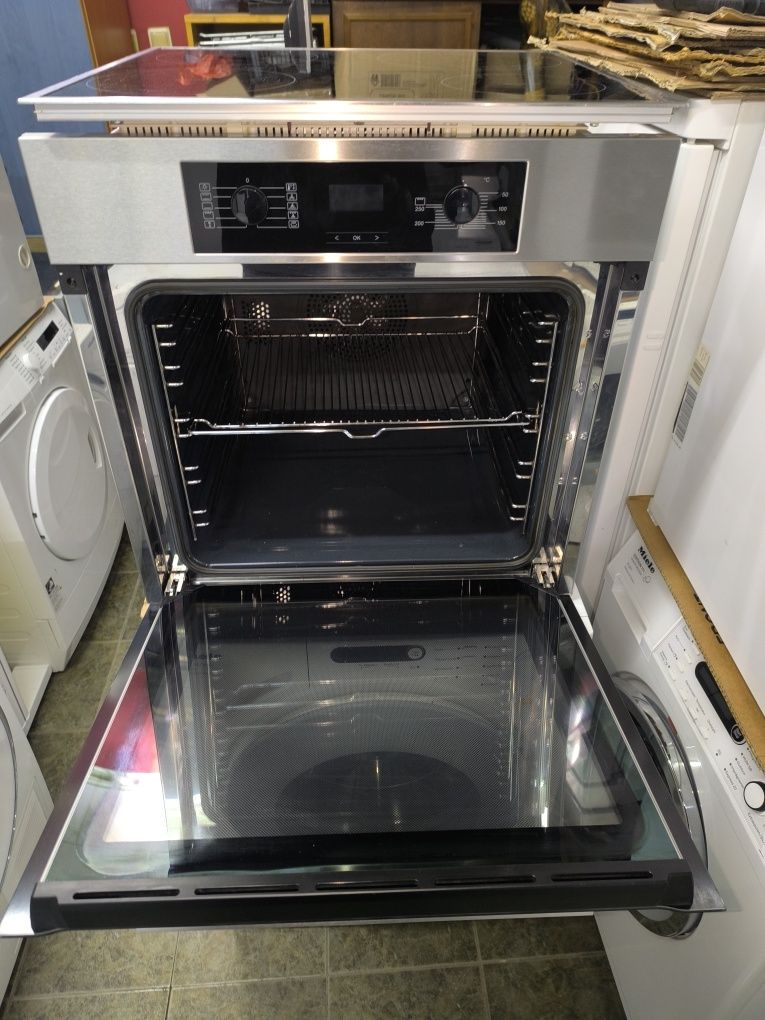 Фурна  Miele H2267B с индукционен плот.