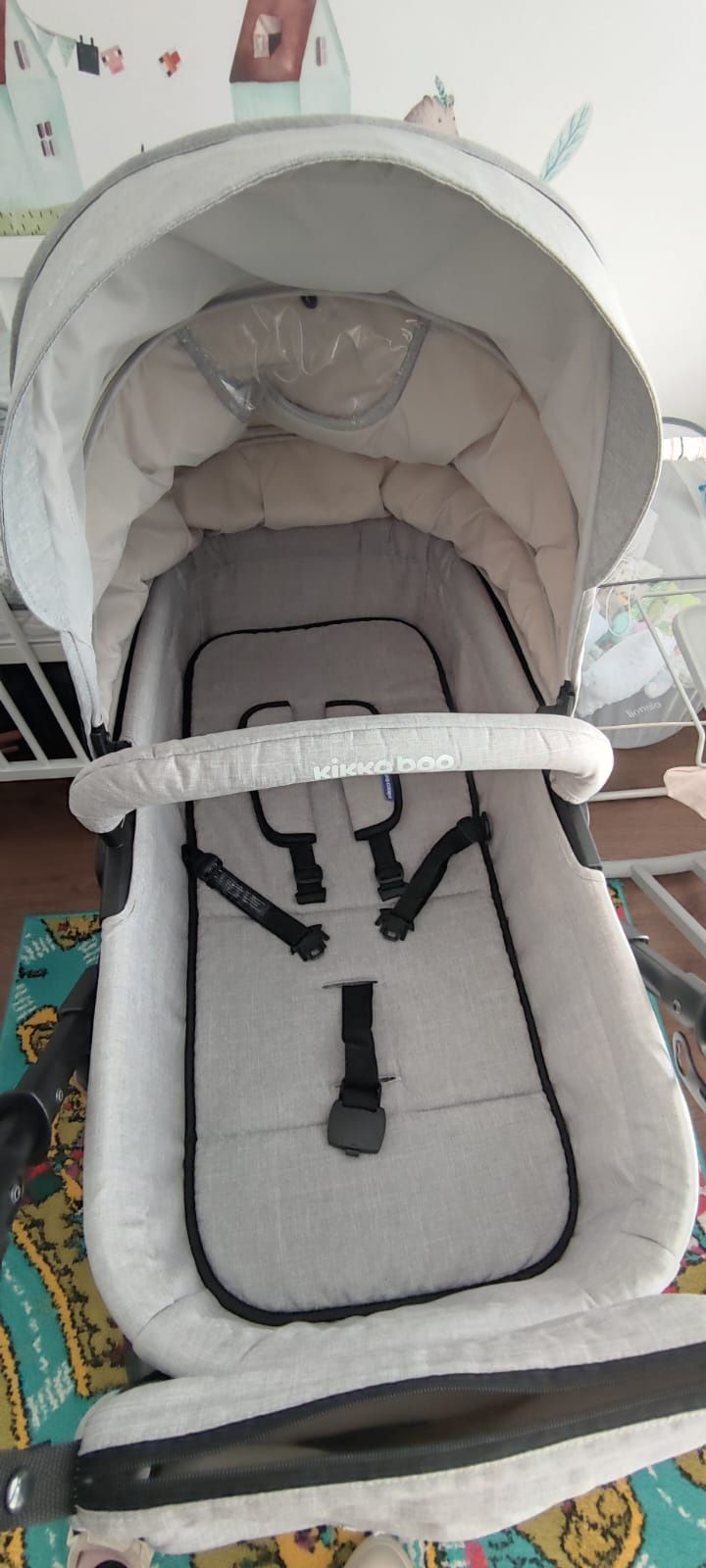 Vând cărucior 2 in 1