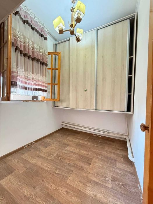 Юнусабад 8, 3в4/2/4 Продаётся квартира ор-р Школа 235