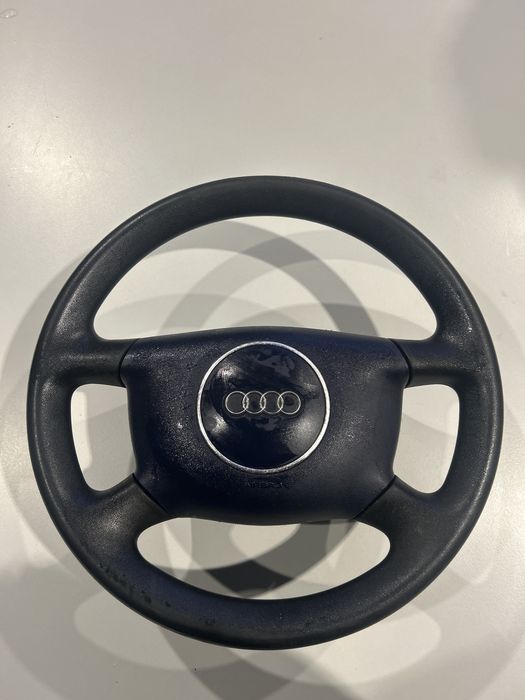 Volan Audi in stare foarte buna