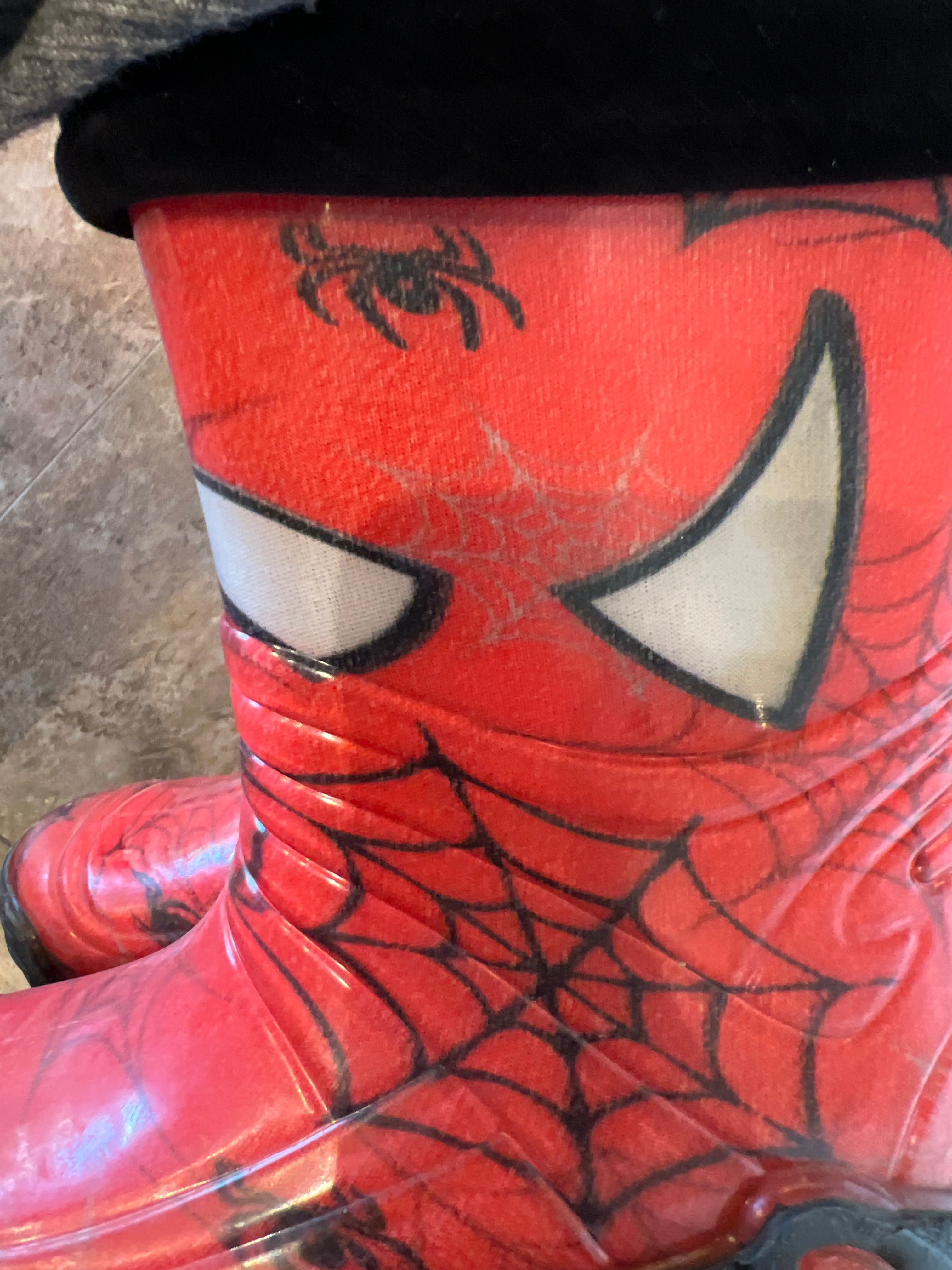Гумени ботуши с подплата Spiderman номер 29/30