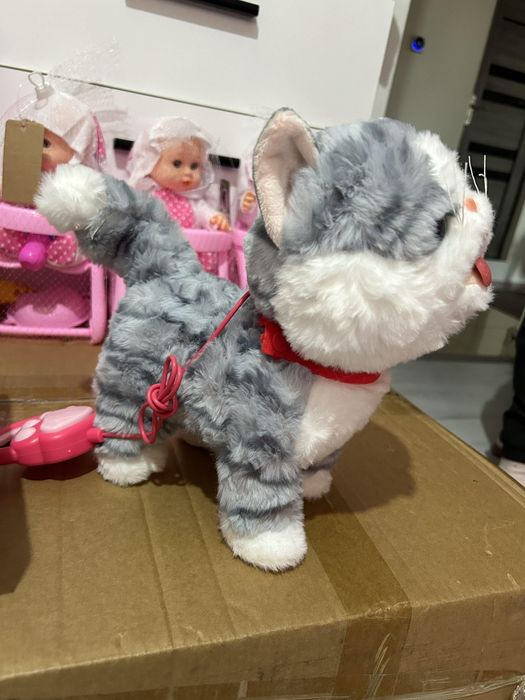 Păpuși și îngerași pentru fetițe