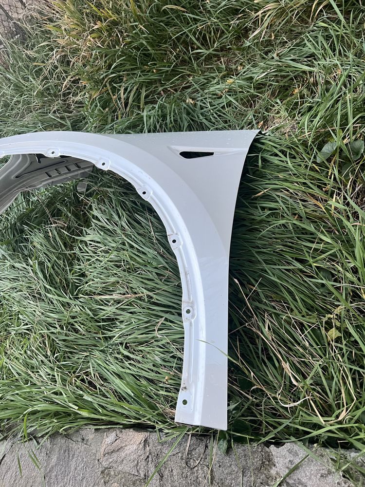 Оригинален Калник ляв за Tesla Model Y/ Тесла Модел У
