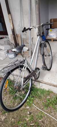 Vând bicicleta perfect funcțională roată pe 28