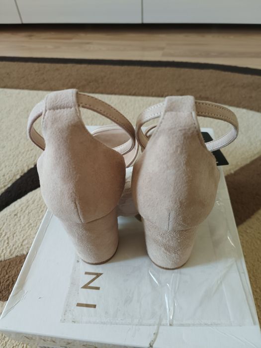 Sandale Enzo Bertini mărime 37