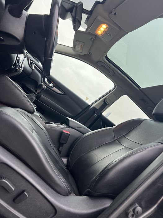 Nissan Qashqai TEKNA 1.6 DCI 130 CP 4x4