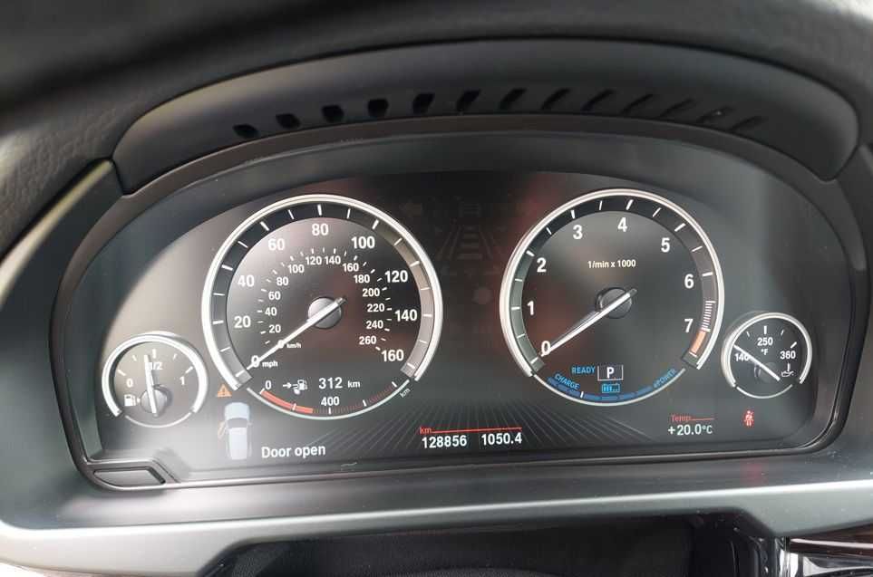 BMW X5 Drive40e Един собственик в перфектно състояние -Хибрид Plugin