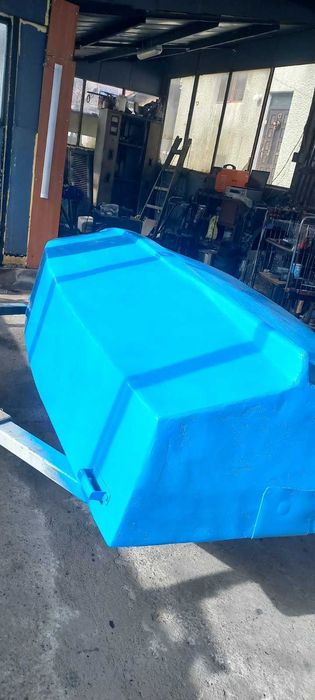 Лодка от фибро стъкло