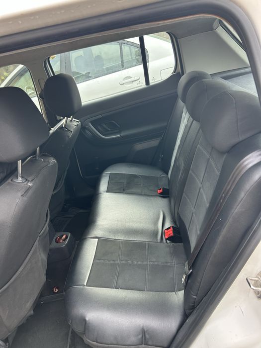 Vând Skoda Fabia 1.6 TDI 2012