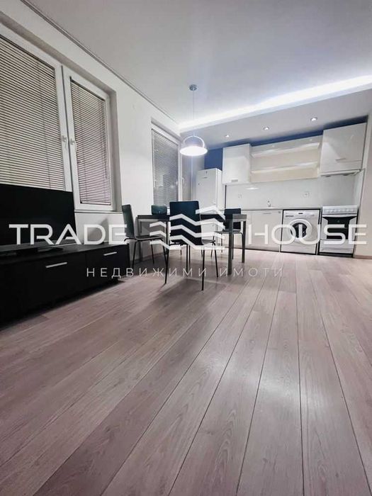 Дава се под наем Едностаен апартамент в Пловдив, Кючук Париж - 55 кв.м за 330 € - Снимка #1